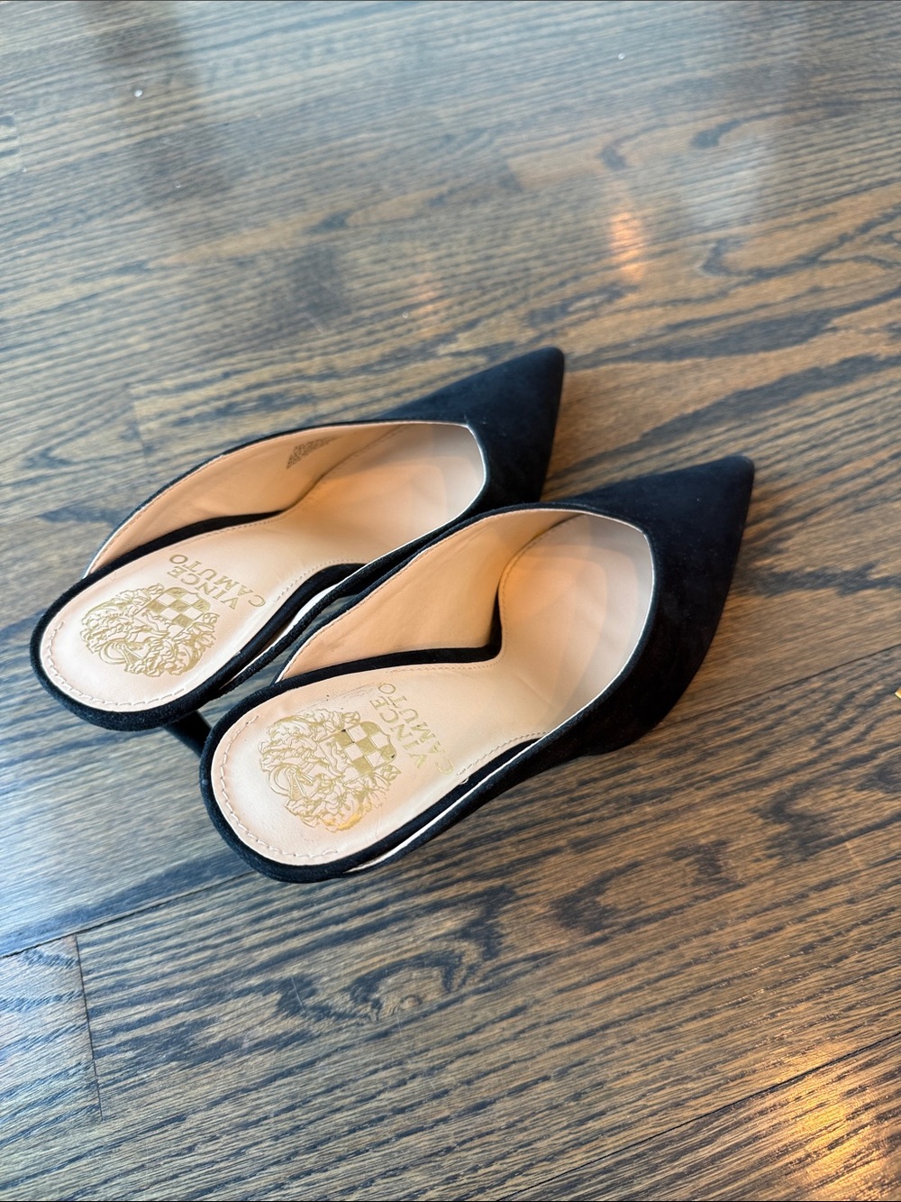 Vince Camuto Berodie Black Suede Pointed-Toe Slip-On Mules size 7 EUC - Picture 16 of 16